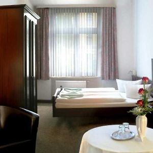 Dreibettzimmer